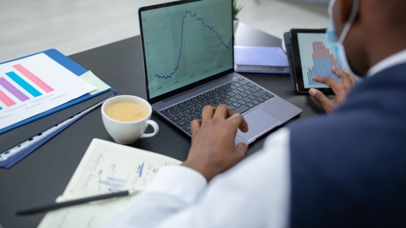 Veja com Teciomar Abila estratégias práticas para organizar suas finanças e se preparar para imprevistos.