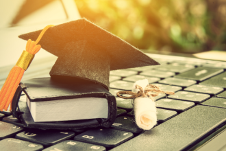 Sérgio Bento De Araújo reforça como investir em educação é fundamental para transformar o futuro do país.