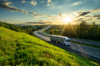 A logística que ninguém vê, mas que sustenta cada operação bem-sucedida, ganha forma na atuação estratégica da Avantec Transportes.
