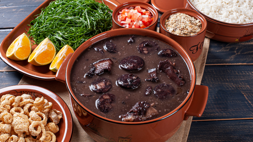 Kelsem Ricardo Rios Lima apresenta os pratos típicos brasileiros e revela a diversidade culinária de cada região do país.