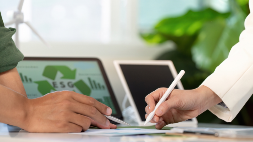 A escola que integra programação e sustentabilidade prepara alunos para desafios reais. Gustavo Adolfo Morceli Rodrigues destaca a importância dessa conexão entre tecnologia e responsabilidade.